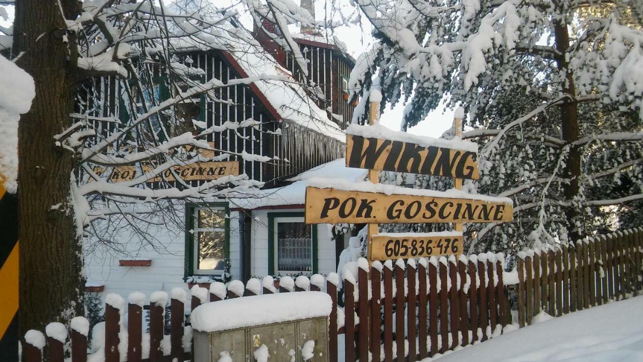 스클라르스카포렘바 Wiking 아파트 외부 사진